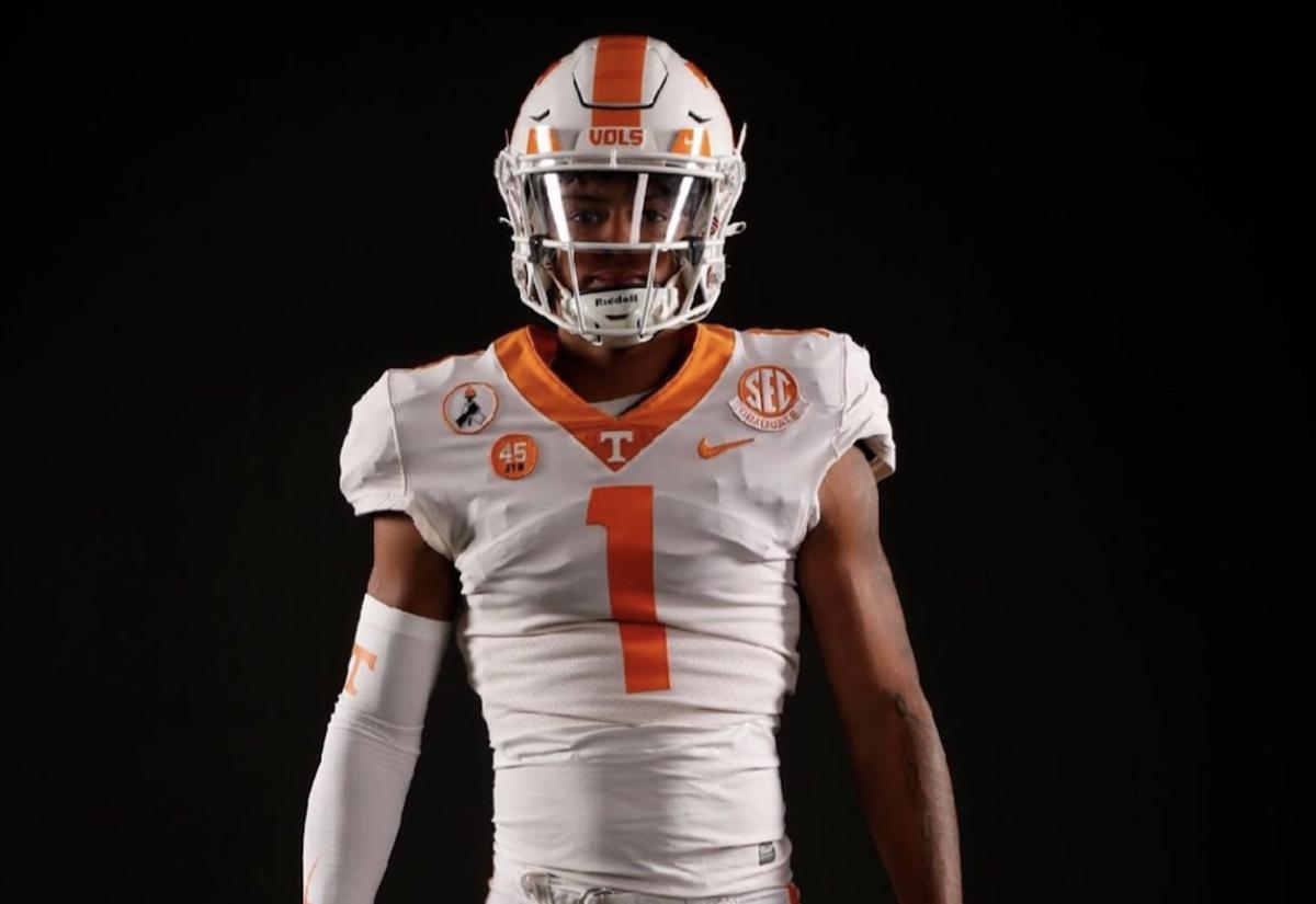 2025 4-star LB Jaedon Harmon during an unofficial visit to Tennessee. (Photo courtesy of Jaedon Harmon)